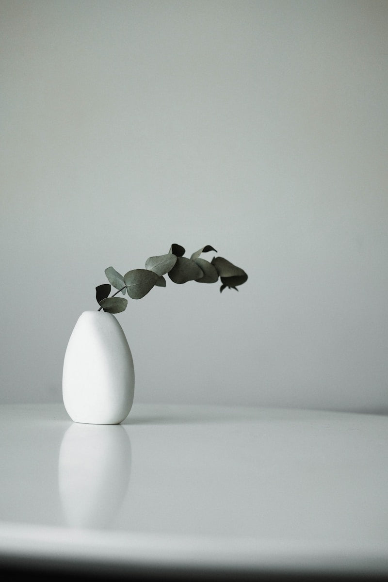 Modern Ceramic Ribbed Flower Vase